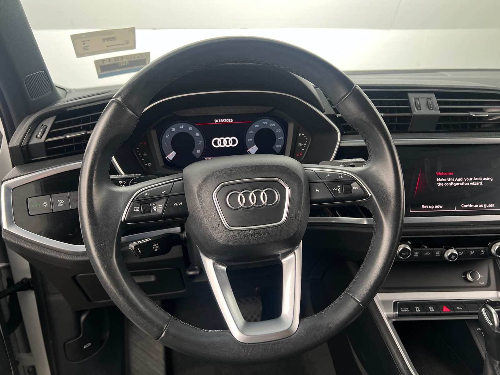 Thumbnail: 2023 Audi Q3 - 4