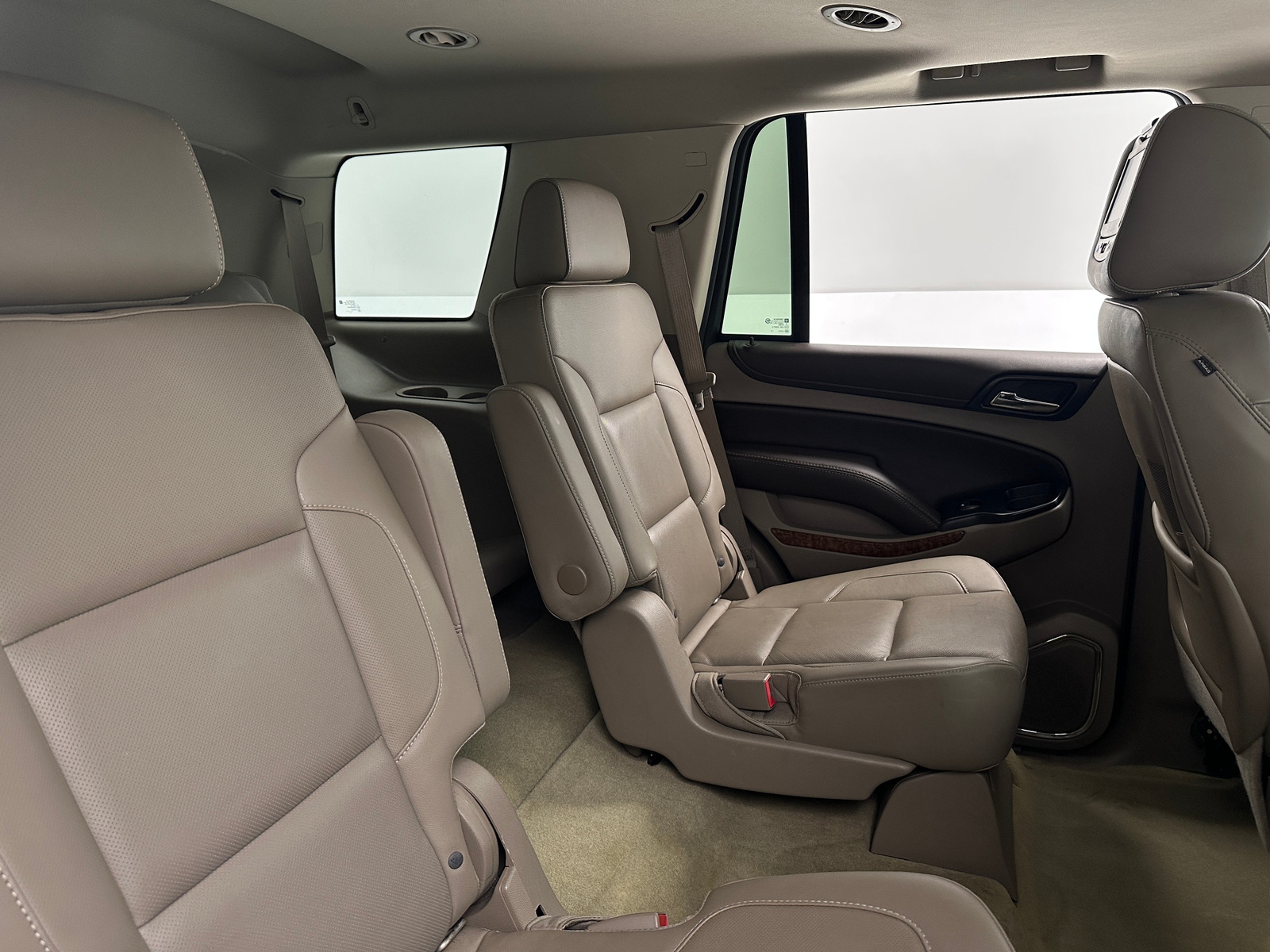 Thumbnail: 2016 Chevrolet Tahoe - 5