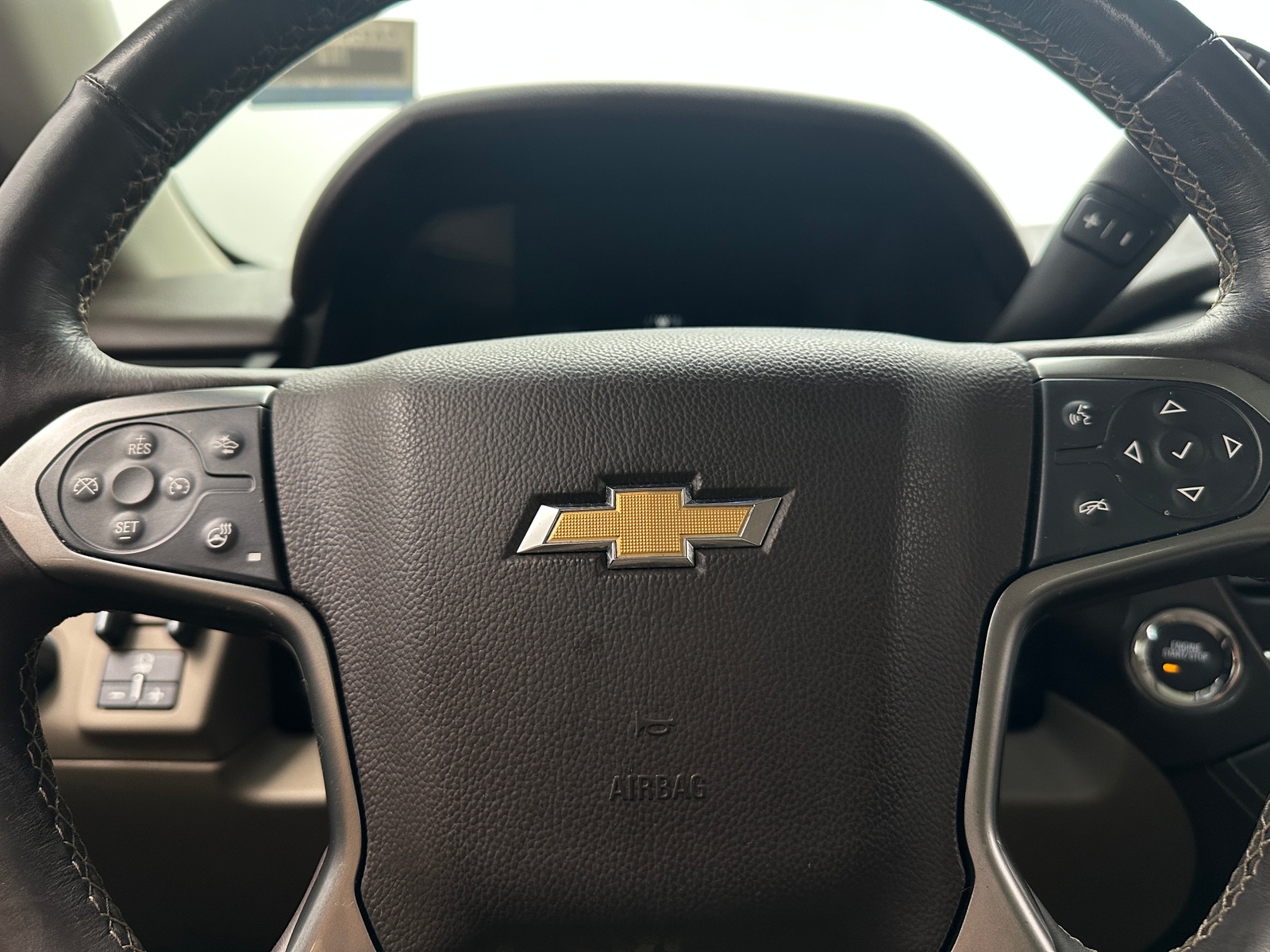 Thumbnail: 2016 Chevrolet Tahoe - 4