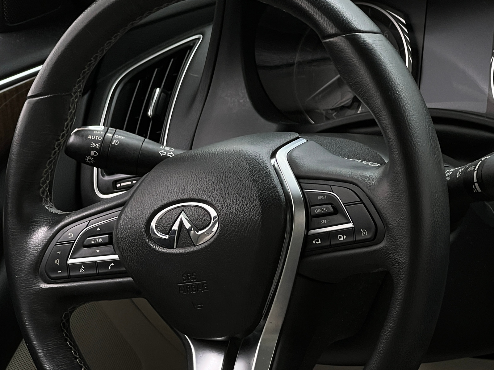 Thumbnail: 2019 INFINITI Q50 - 4