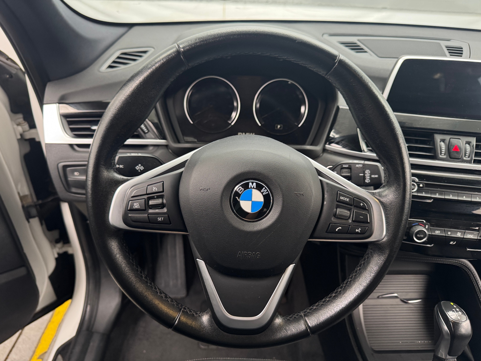 Thumbnail: 2018 BMW X1 - 4