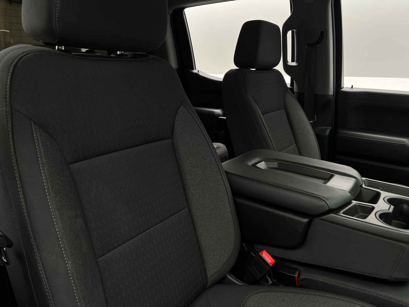 Thumbnail: 2020 Chevrolet Silverado 1500 - 2
