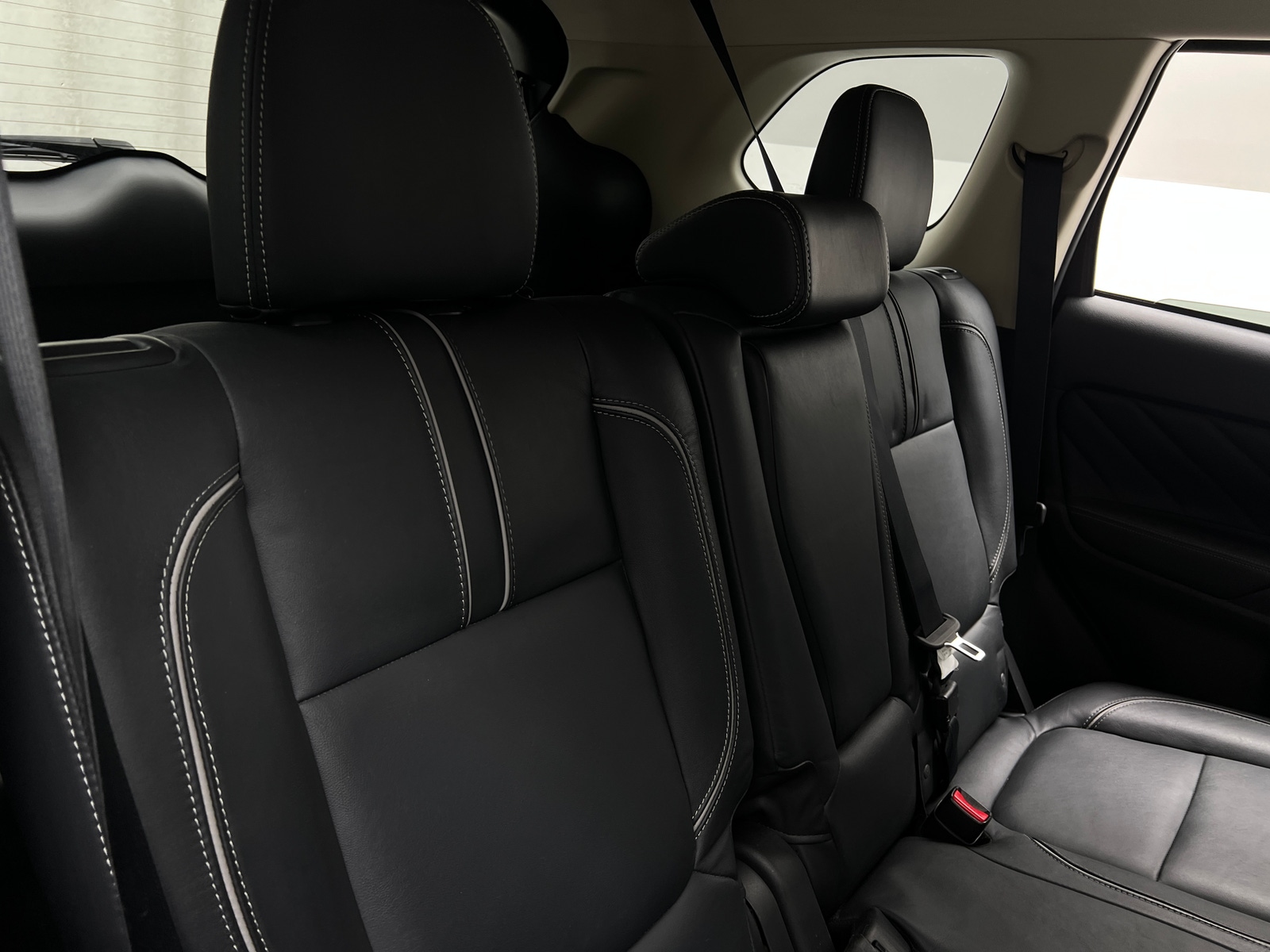 Thumbnail: 2018 Mitsubishi Outlander - 5
