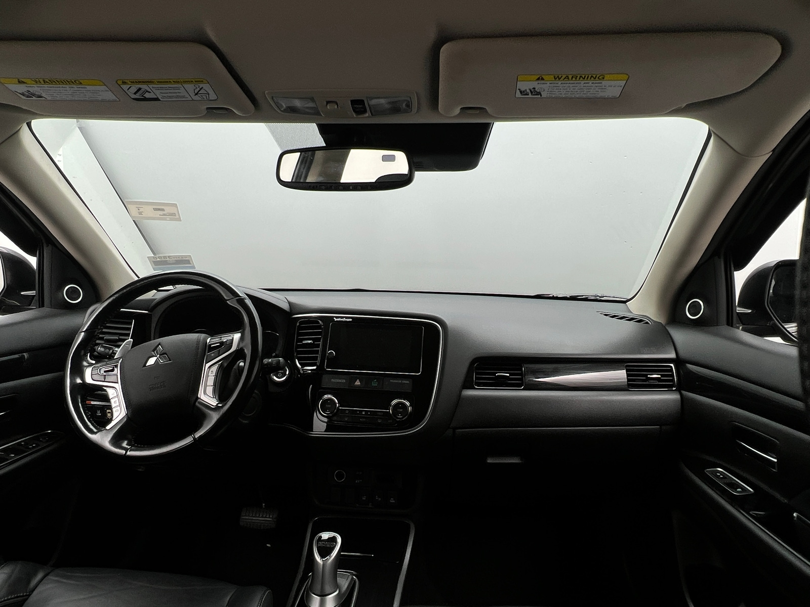Thumbnail: 2018 Mitsubishi Outlander - 2