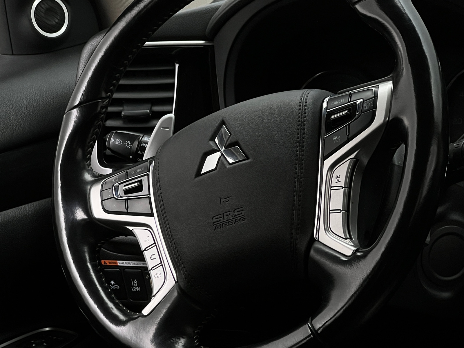 Thumbnail: 2018 Mitsubishi Outlander - 4