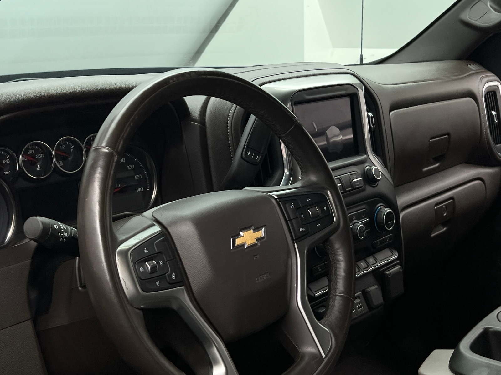 Thumbnail: 2019 Chevrolet Silverado 1500 - 5
