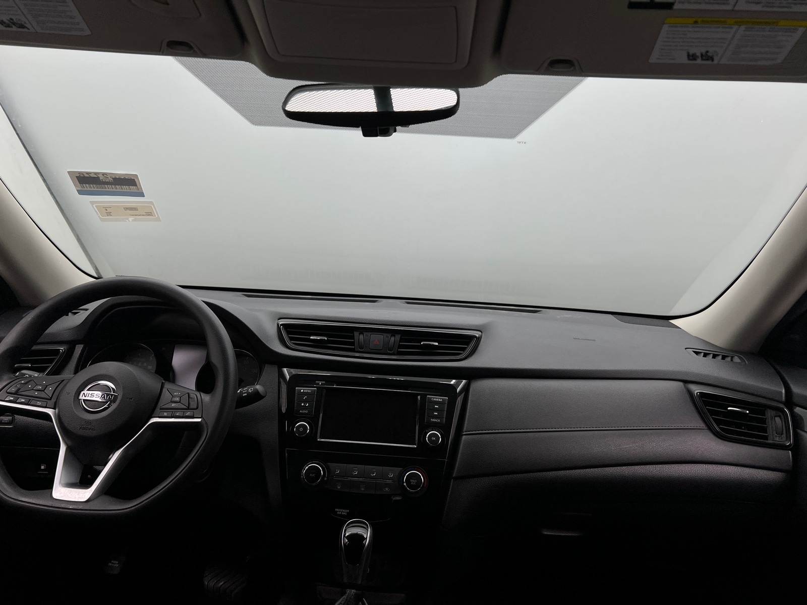 Thumbnail: 2018 Nissan Rogue - 3