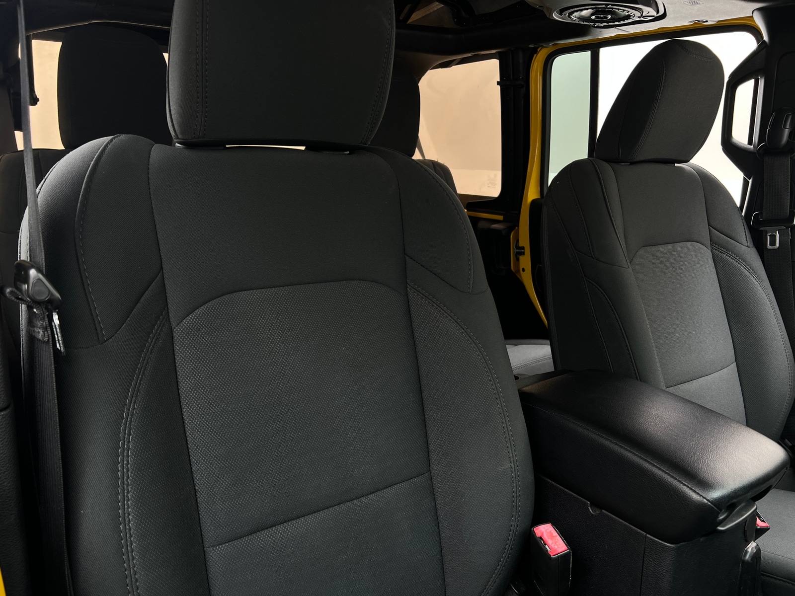 Thumbnail: 2019 Jeep Wrangler - 2