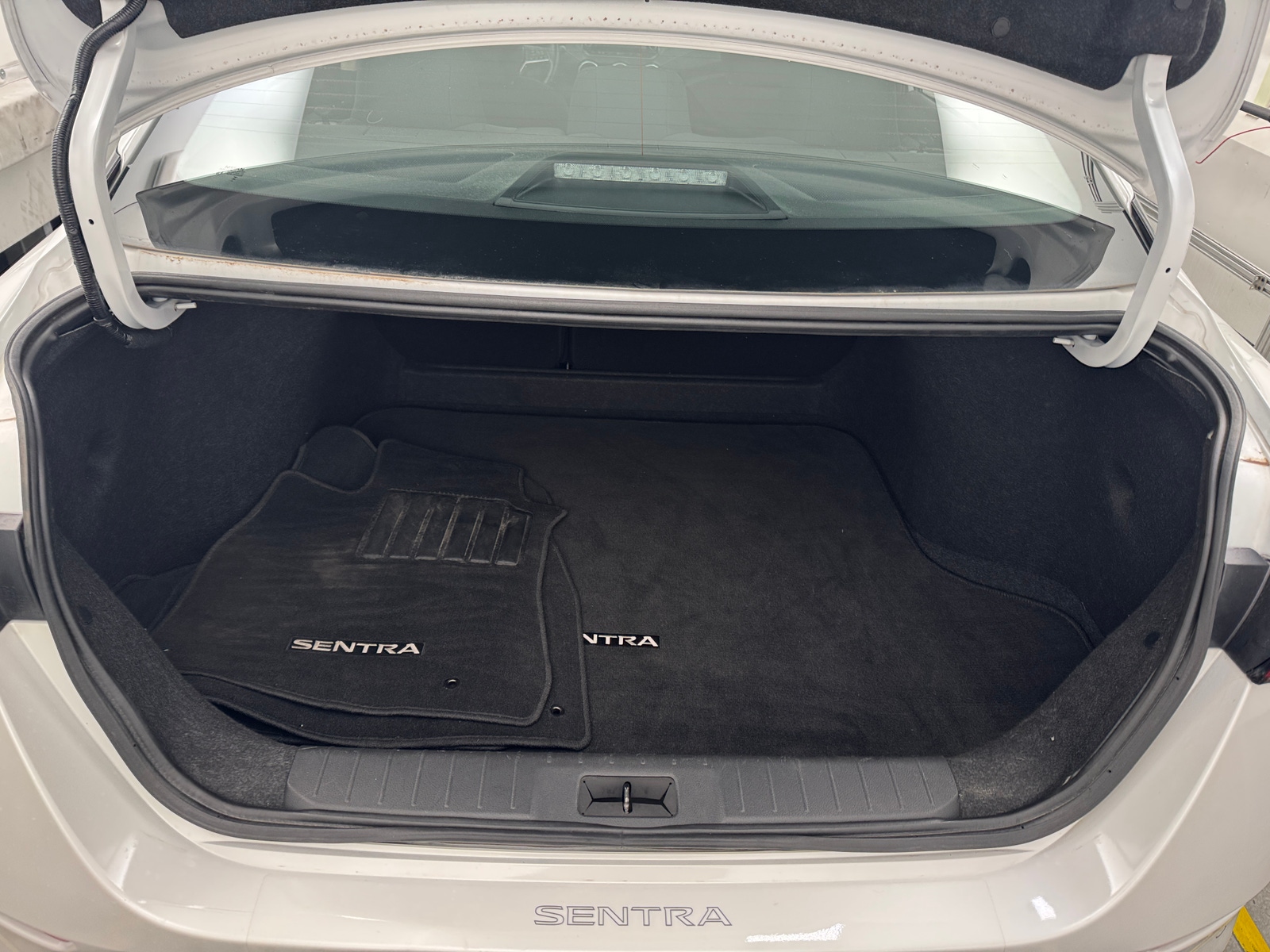 Thumbnail: 2023 Nissan Sentra - 7
