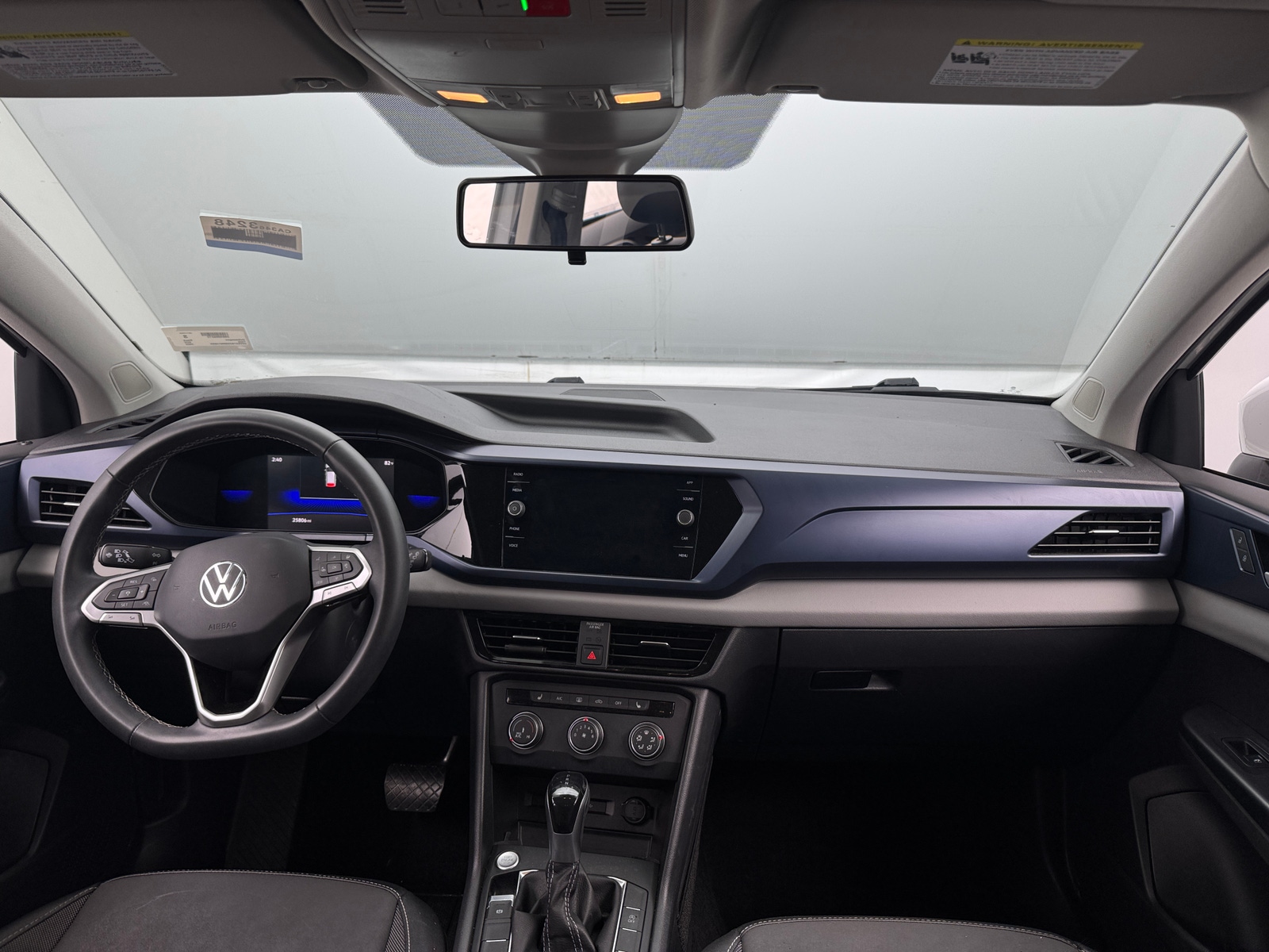 Thumbnail: 2022 Volkswagen Taos - 2