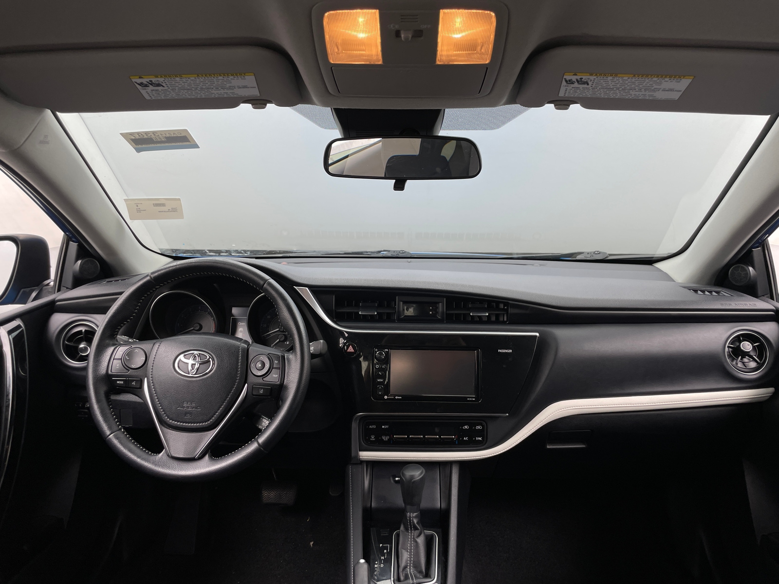 Thumbnail: 2018 Toyota Corolla iM - 3
