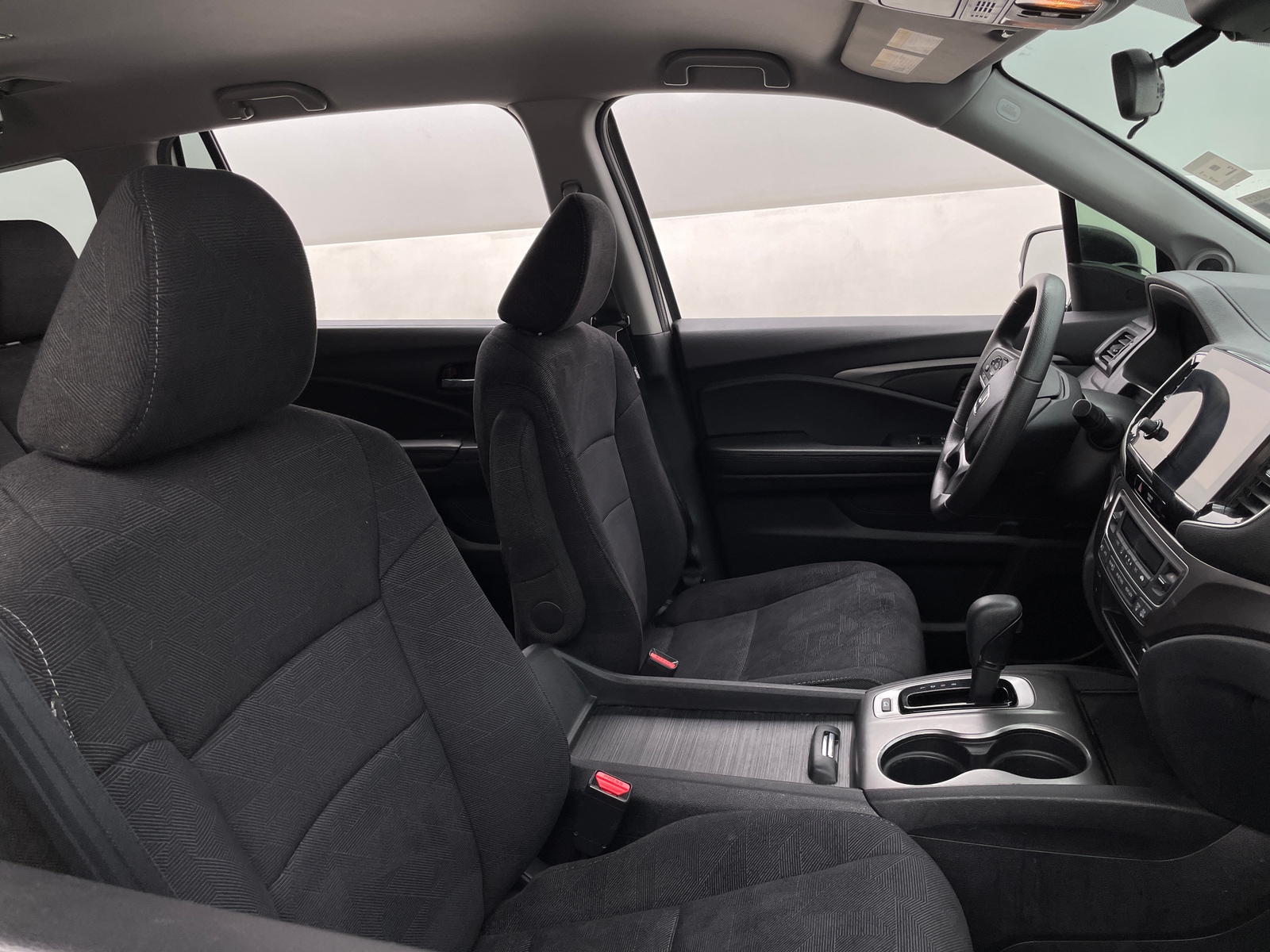 Thumbnail: 2019 Honda Pilot - 2
