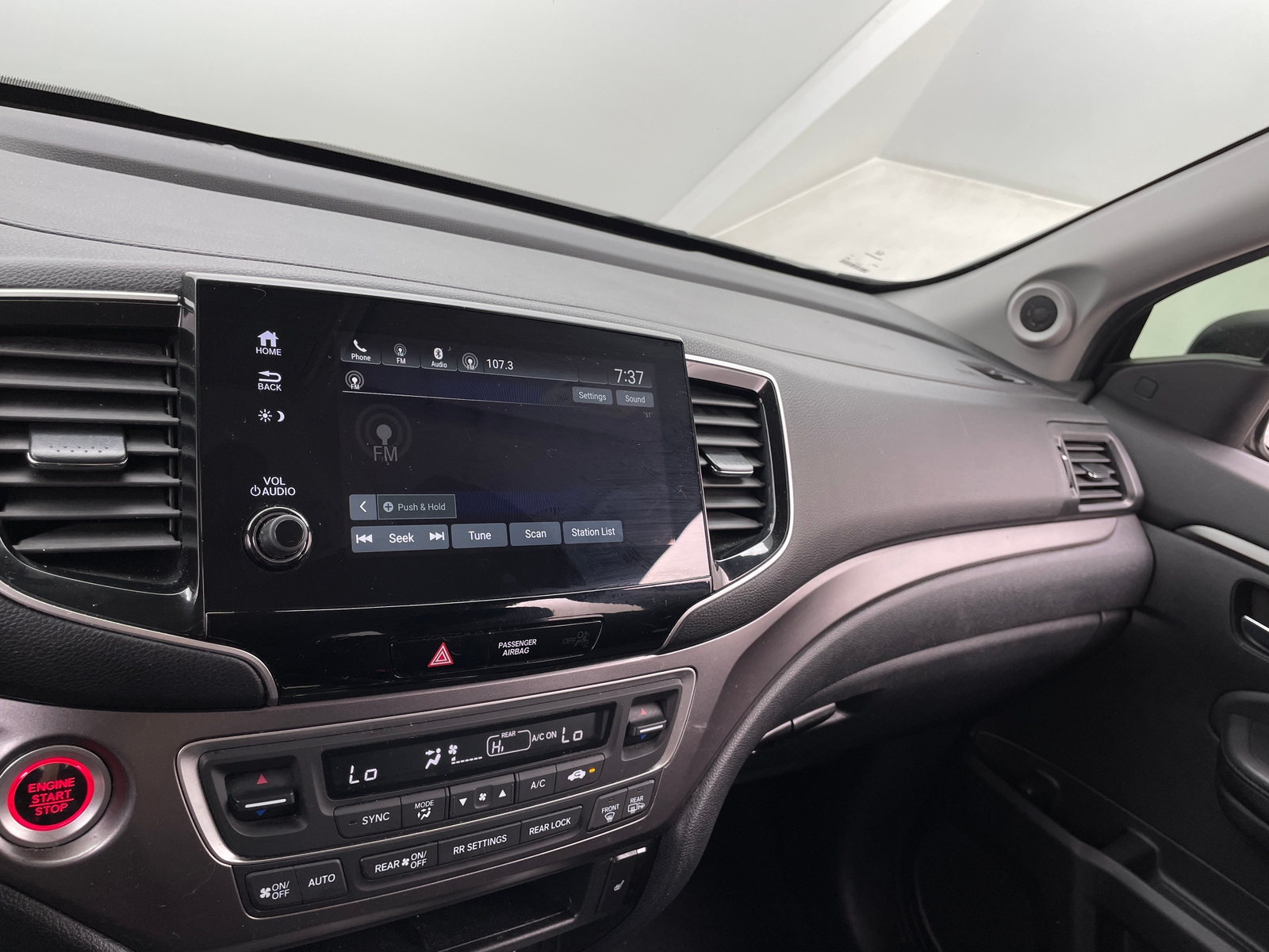 Thumbnail: 2019 Honda Pilot - 4