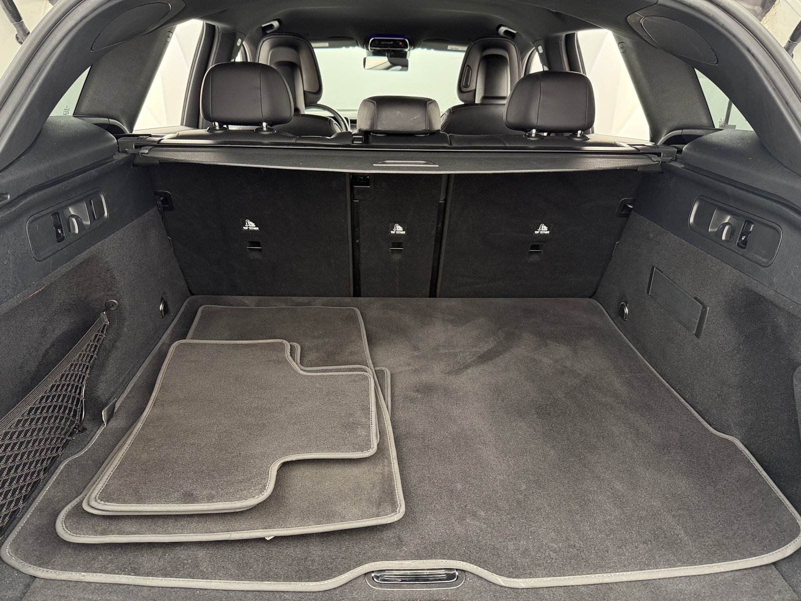 Thumbnail: 2024 Mercedes-Benz GLC - 6