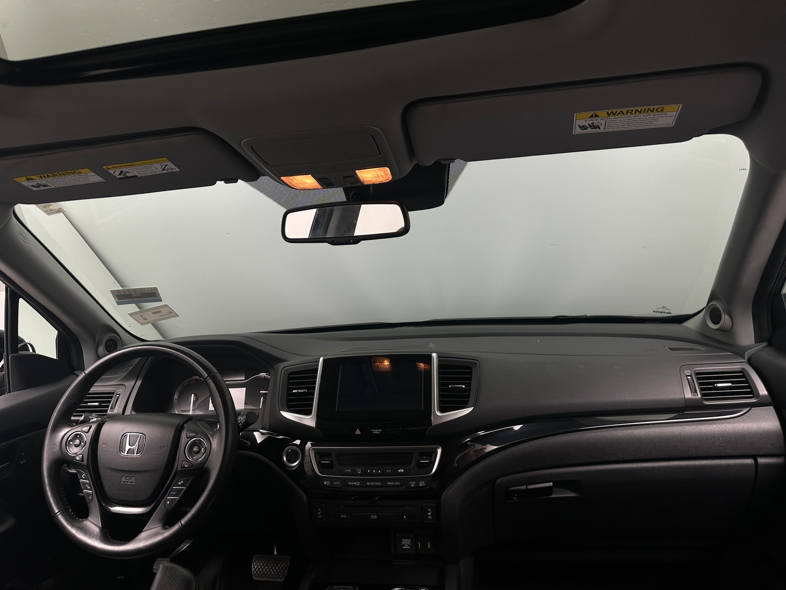 Thumbnail: 2017 Honda Pilot - 2