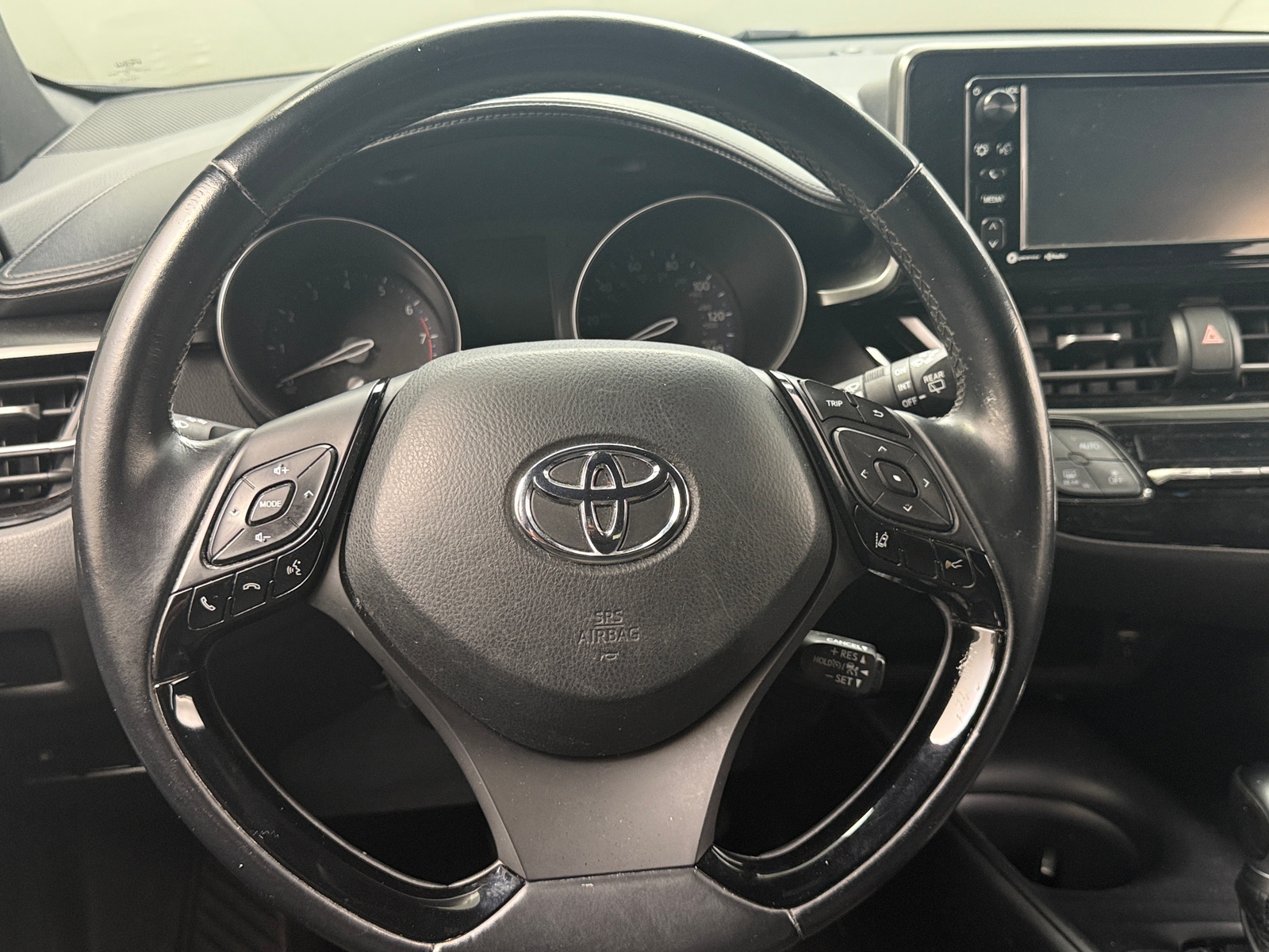 Thumbnail: 2018 Toyota C-HR - 5