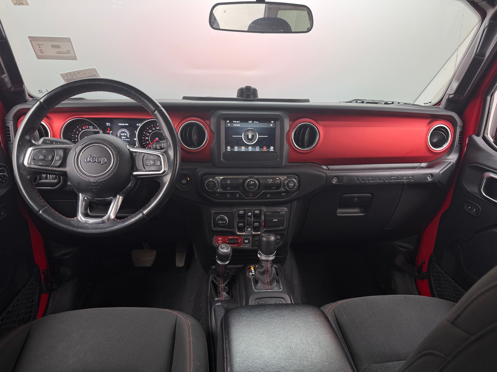 Thumbnail: 2019 Jeep Wrangler - 3