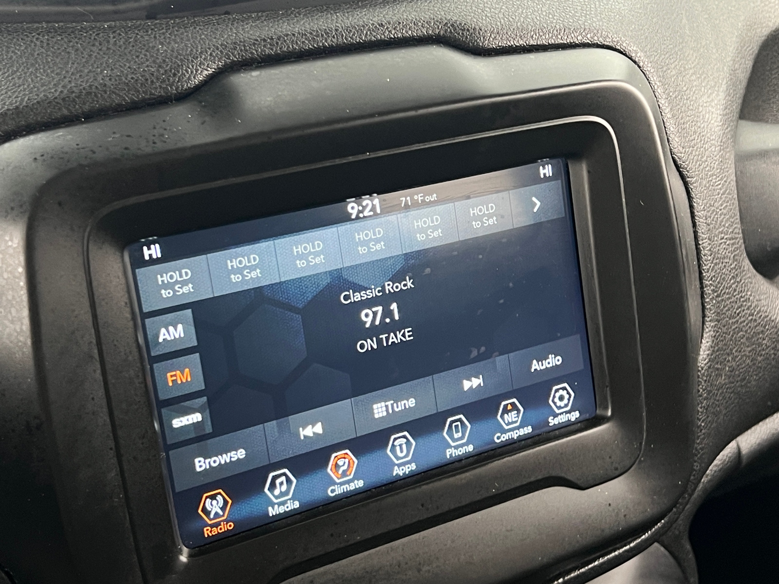 Thumbnail: 2020 Jeep Renegade - 4
