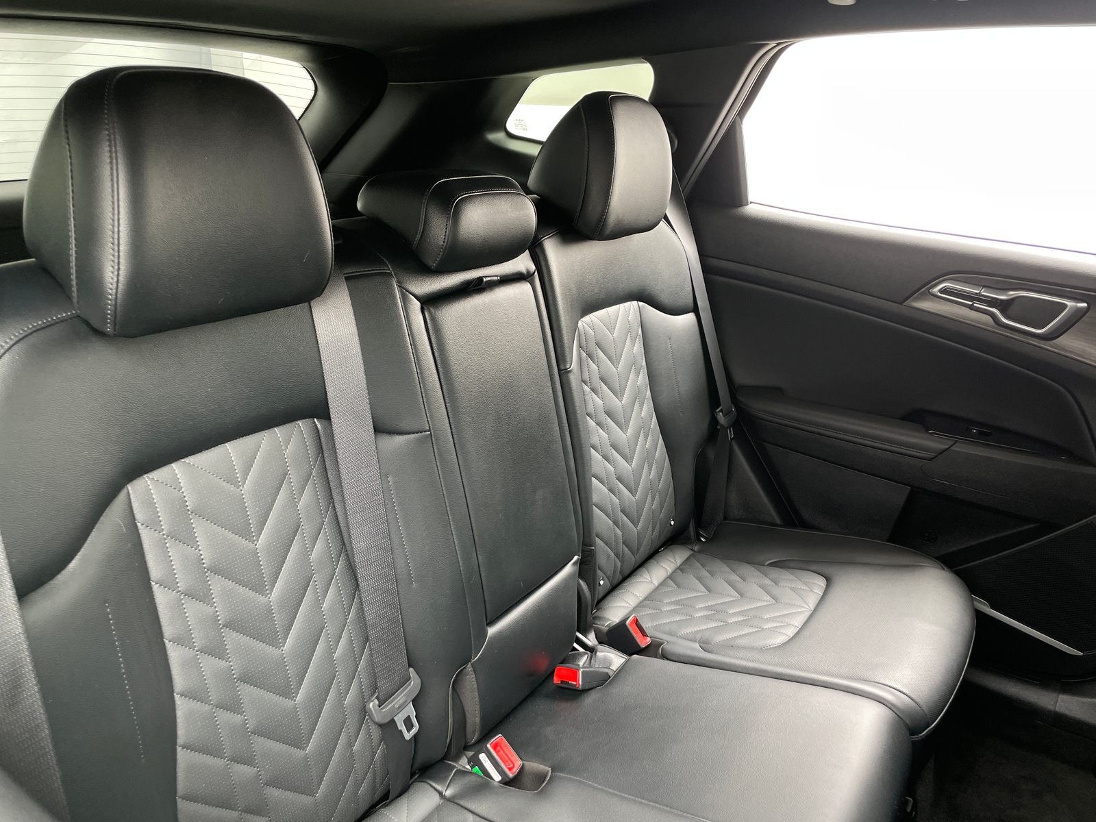 Thumbnail: 2023 Kia Sportage - 5