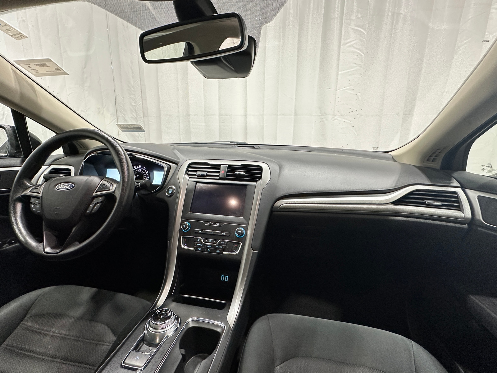 Thumbnail: 2020 Ford Fusion - 3