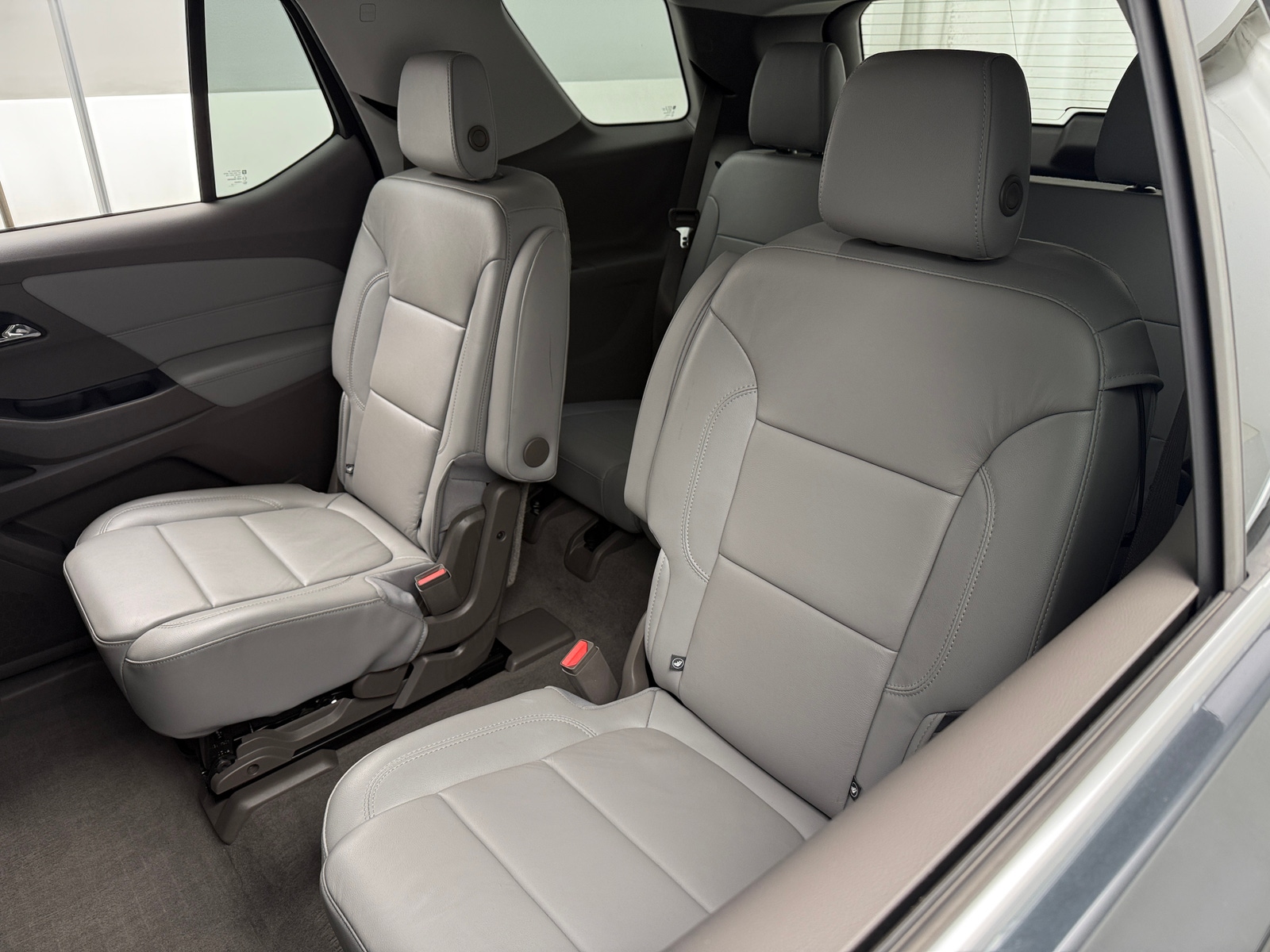 Thumbnail: 2018 Chevrolet Traverse - 5