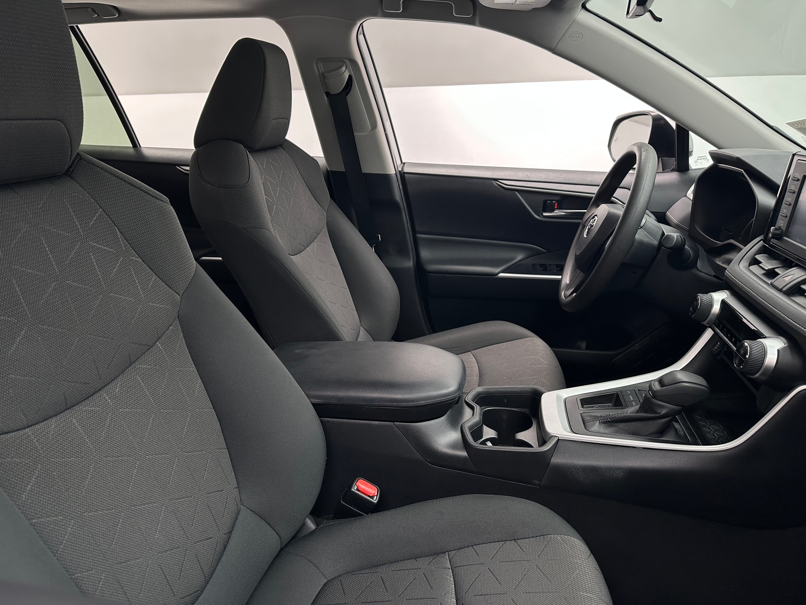 Thumbnail: 2019 Toyota RAV4 - 2