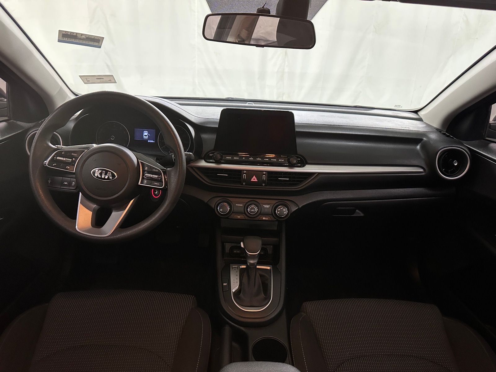 Thumbnail: 2020 Kia Forte - 3