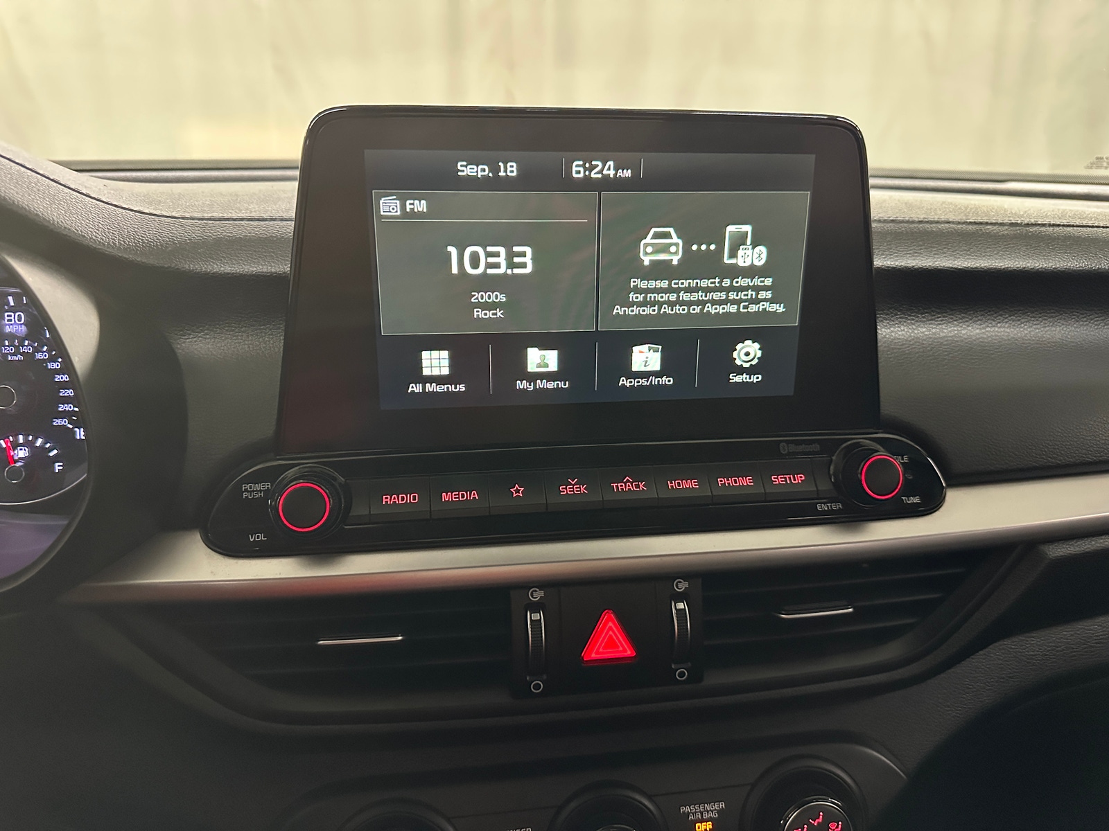 Thumbnail: 2020 Kia Forte - 4