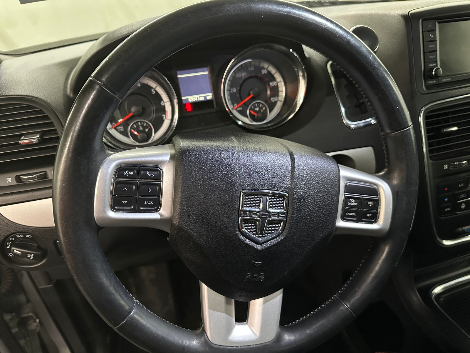 Thumbnail: 2019 Dodge Grand Caravan - 4