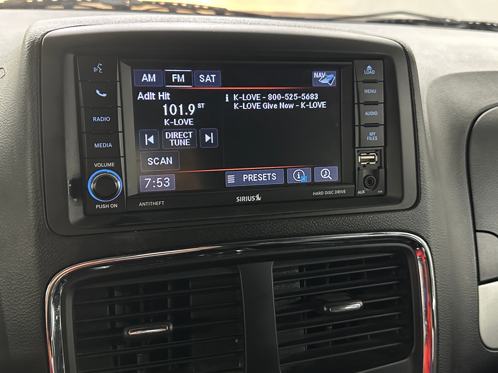 Thumbnail: 2019 Dodge Grand Caravan - 3