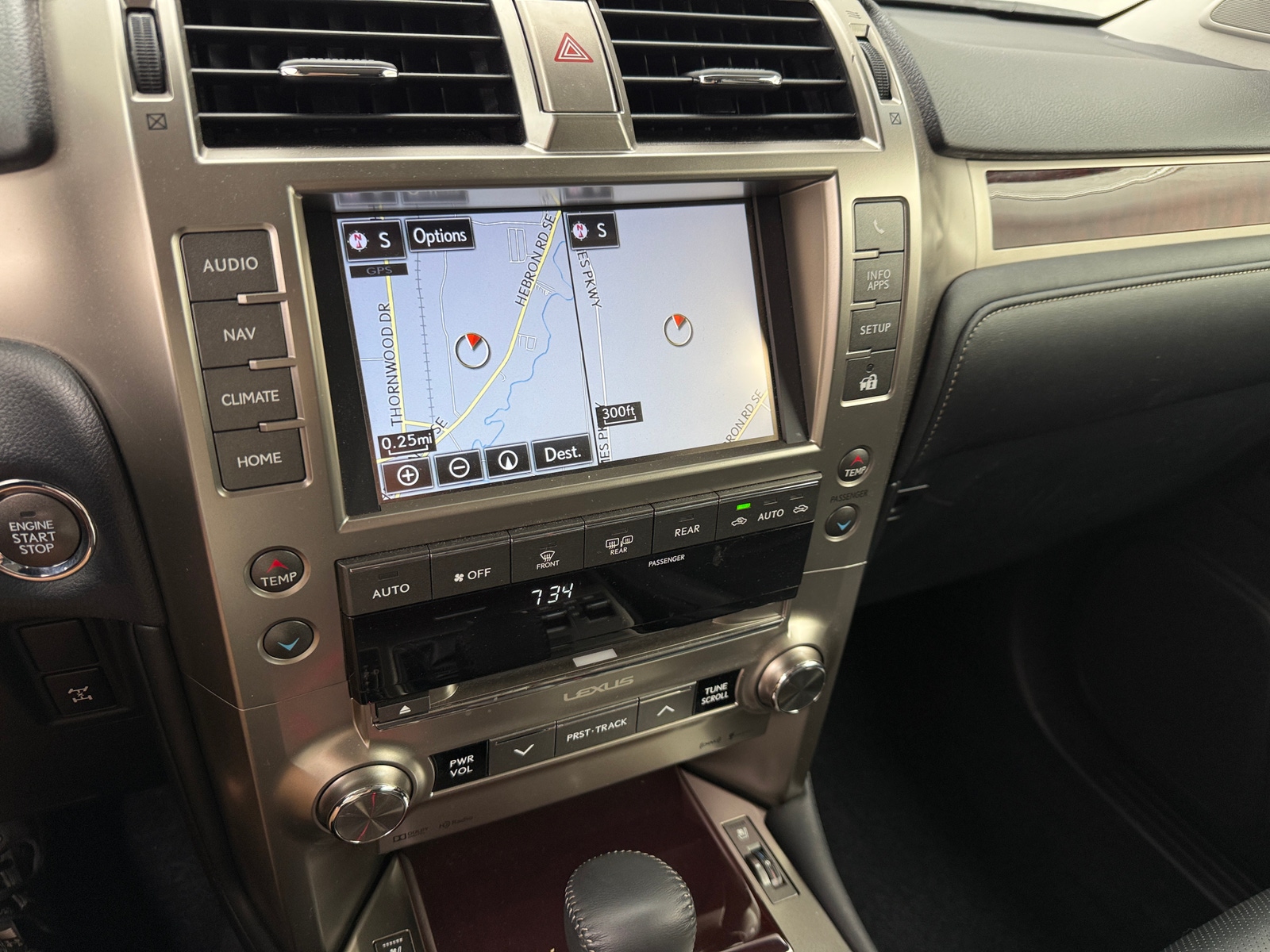 Thumbnail: 2016 Lexus GX - 3
