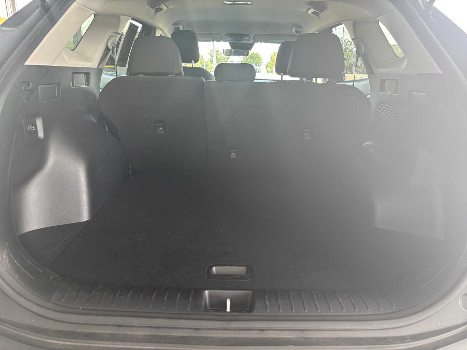 Thumbnail: 2024 Kia Sportage - 6