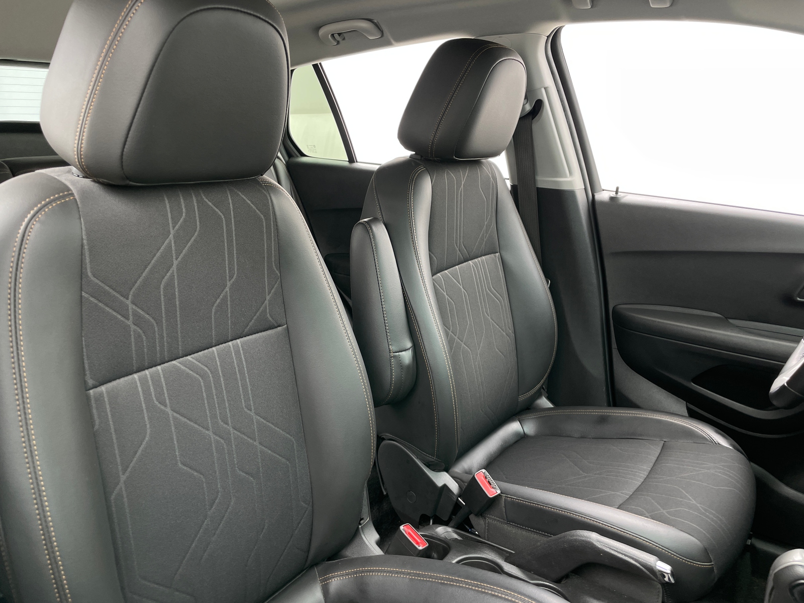 Thumbnail: 2019 Chevrolet Trax - 2