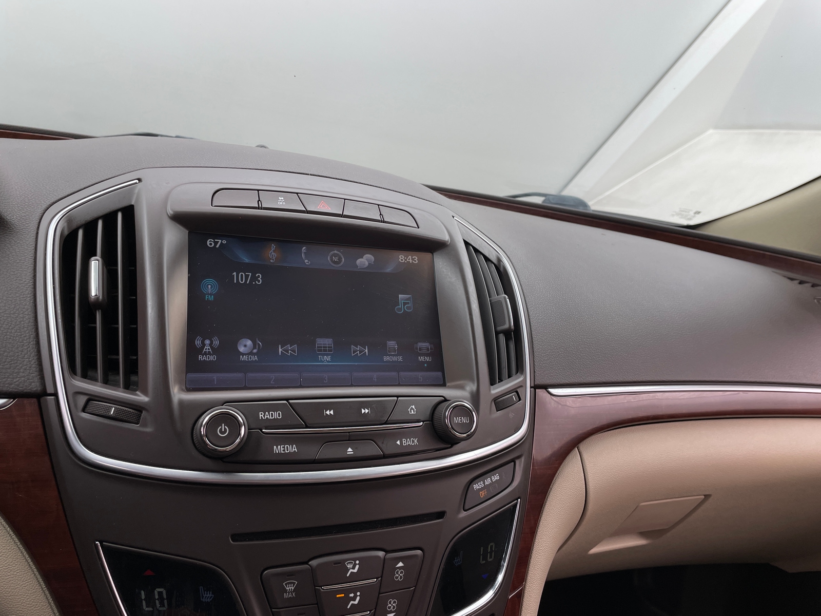 Thumbnail: 2017 Buick Regal - 3
