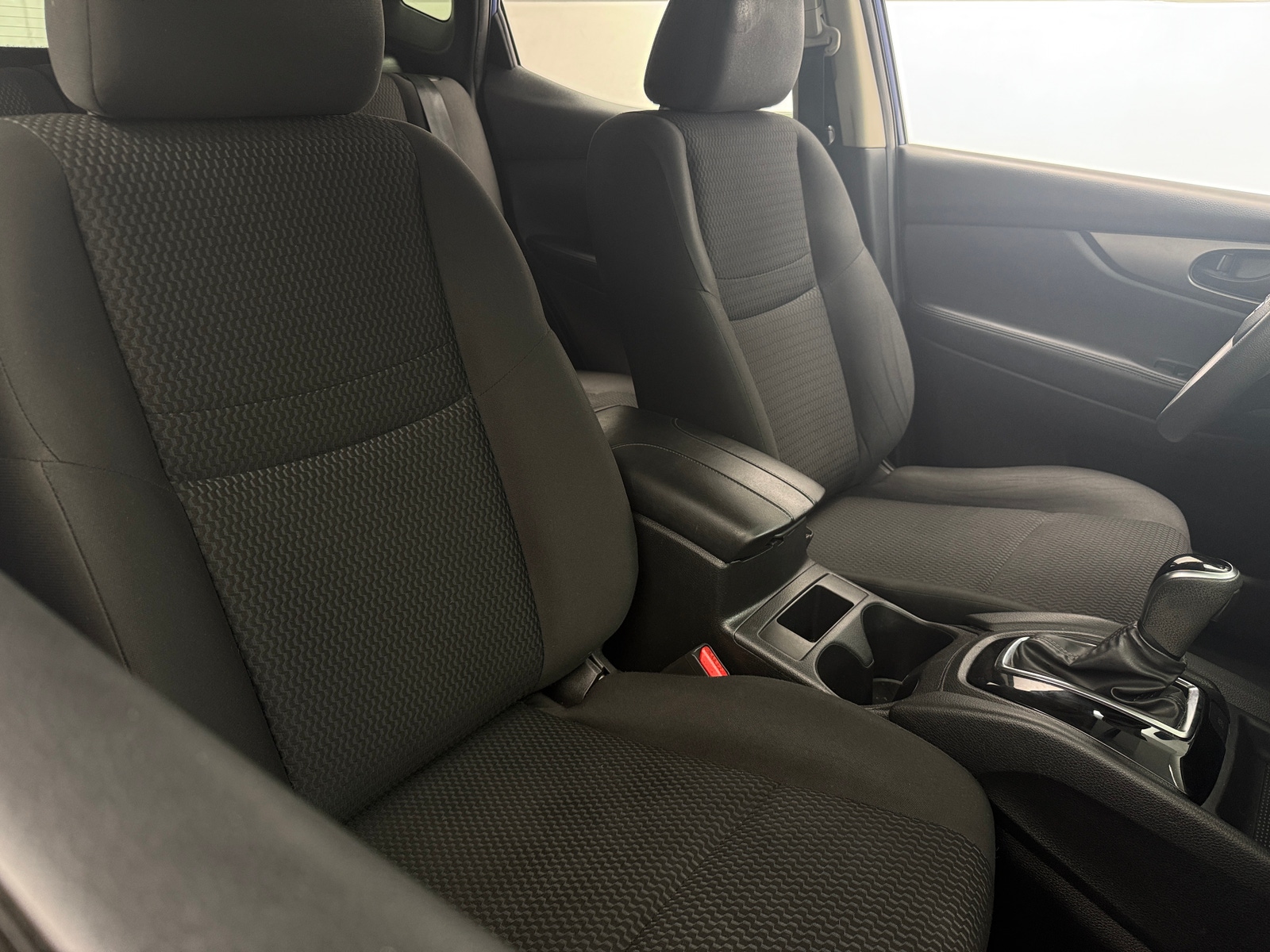 Thumbnail: 2019 Nissan Rogue Sport - 2