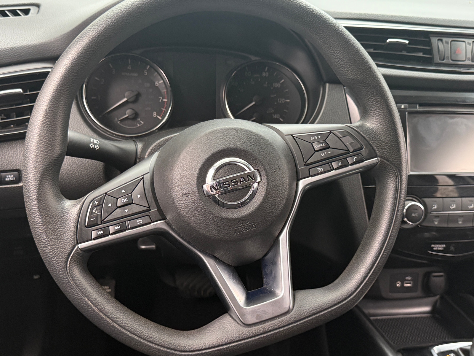 Thumbnail: 2019 Nissan Rogue Sport - 5