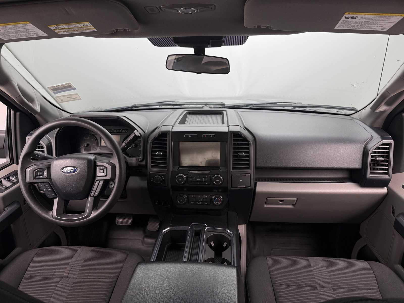 Thumbnail: 2019 Ford Econoline - 3
