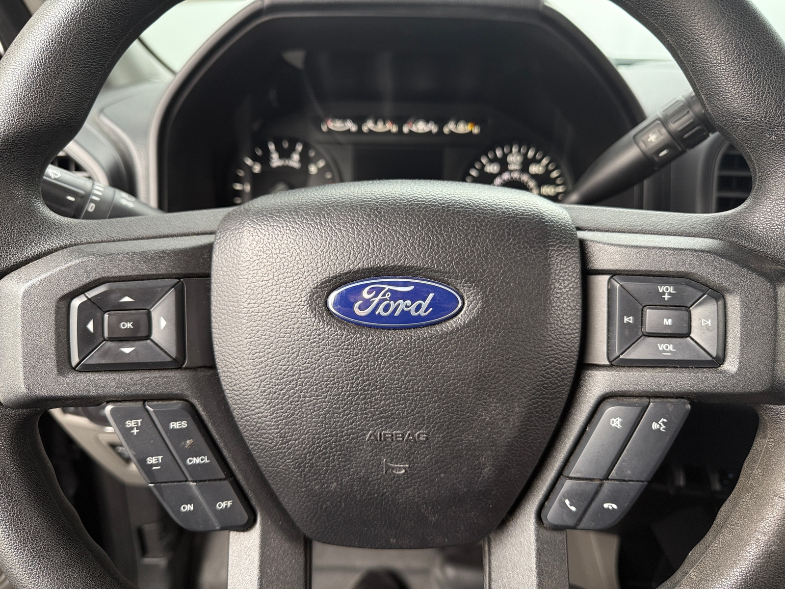 Thumbnail: 2019 Ford Econoline - 5