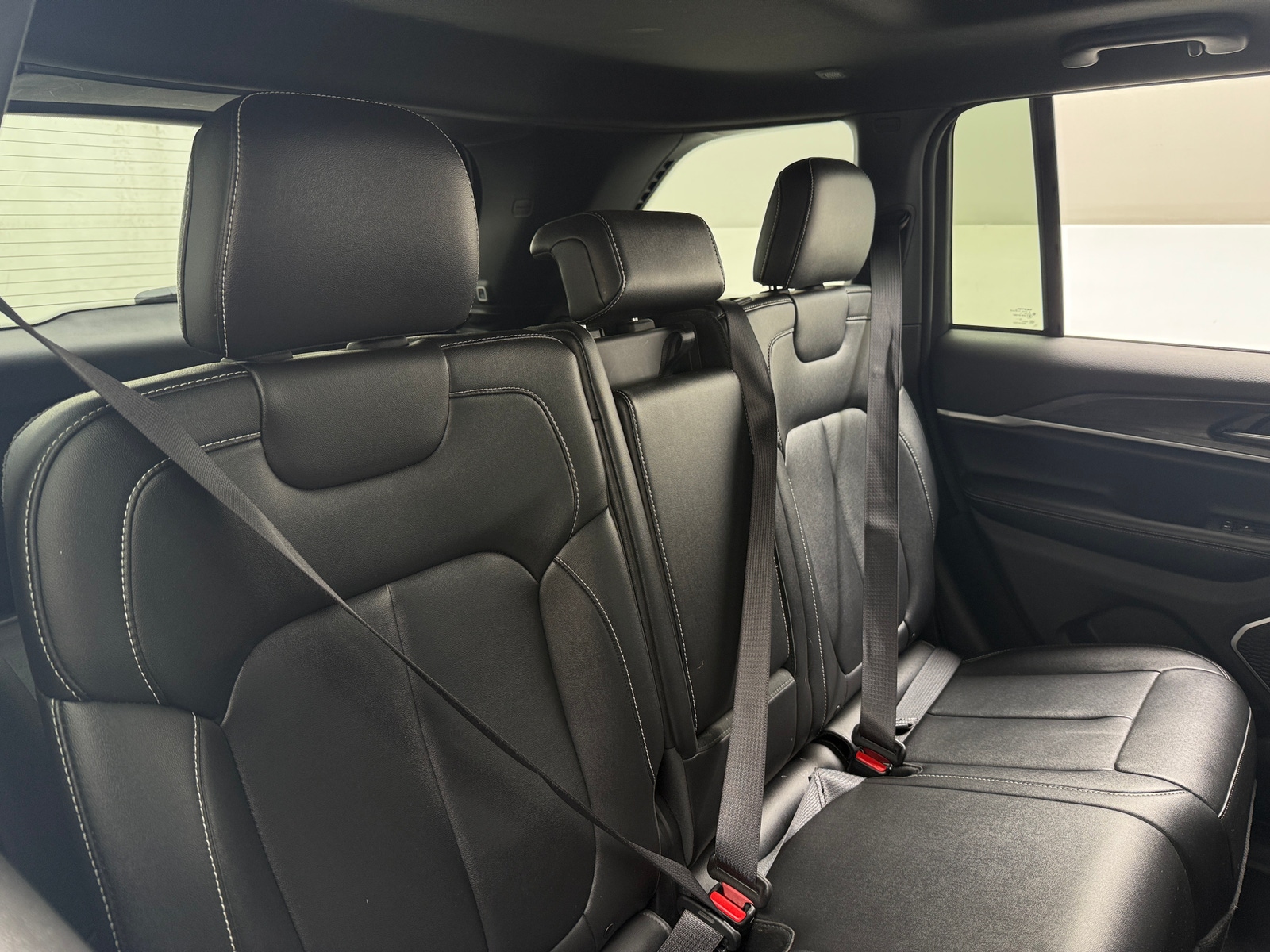 Thumbnail: 2024 Jeep Grand Cherokee - 5