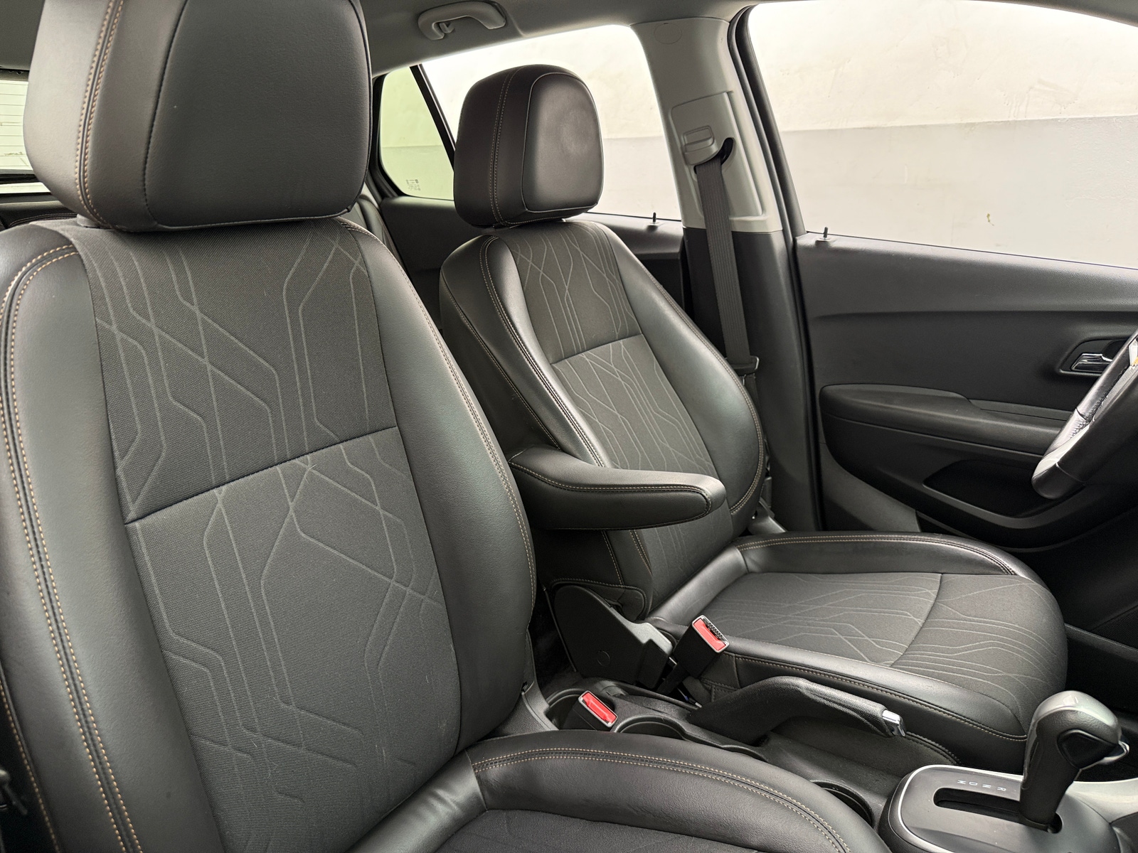 Thumbnail: 2019 Chevrolet Trax - 2