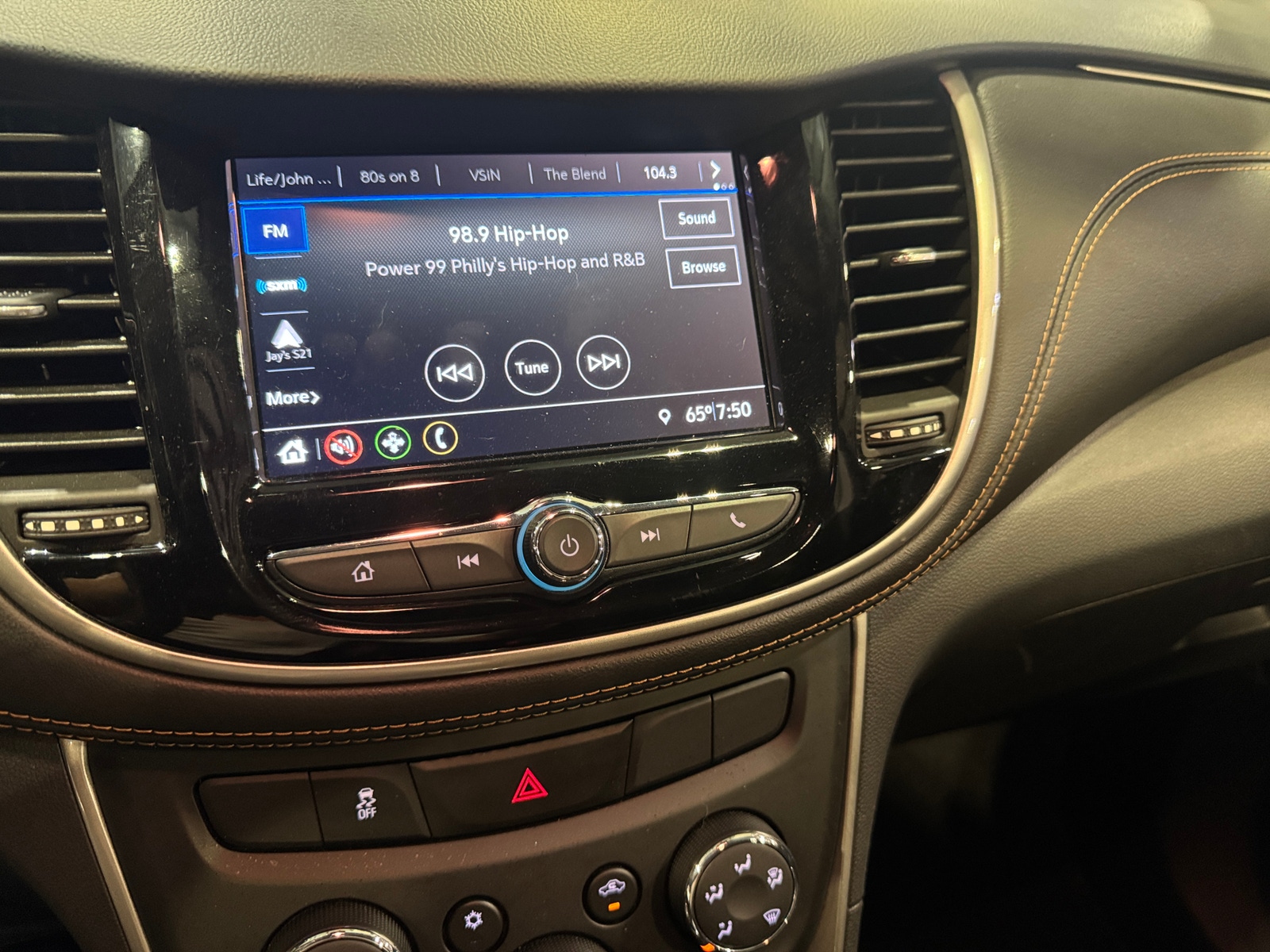 Thumbnail: 2019 Chevrolet Trax - 4