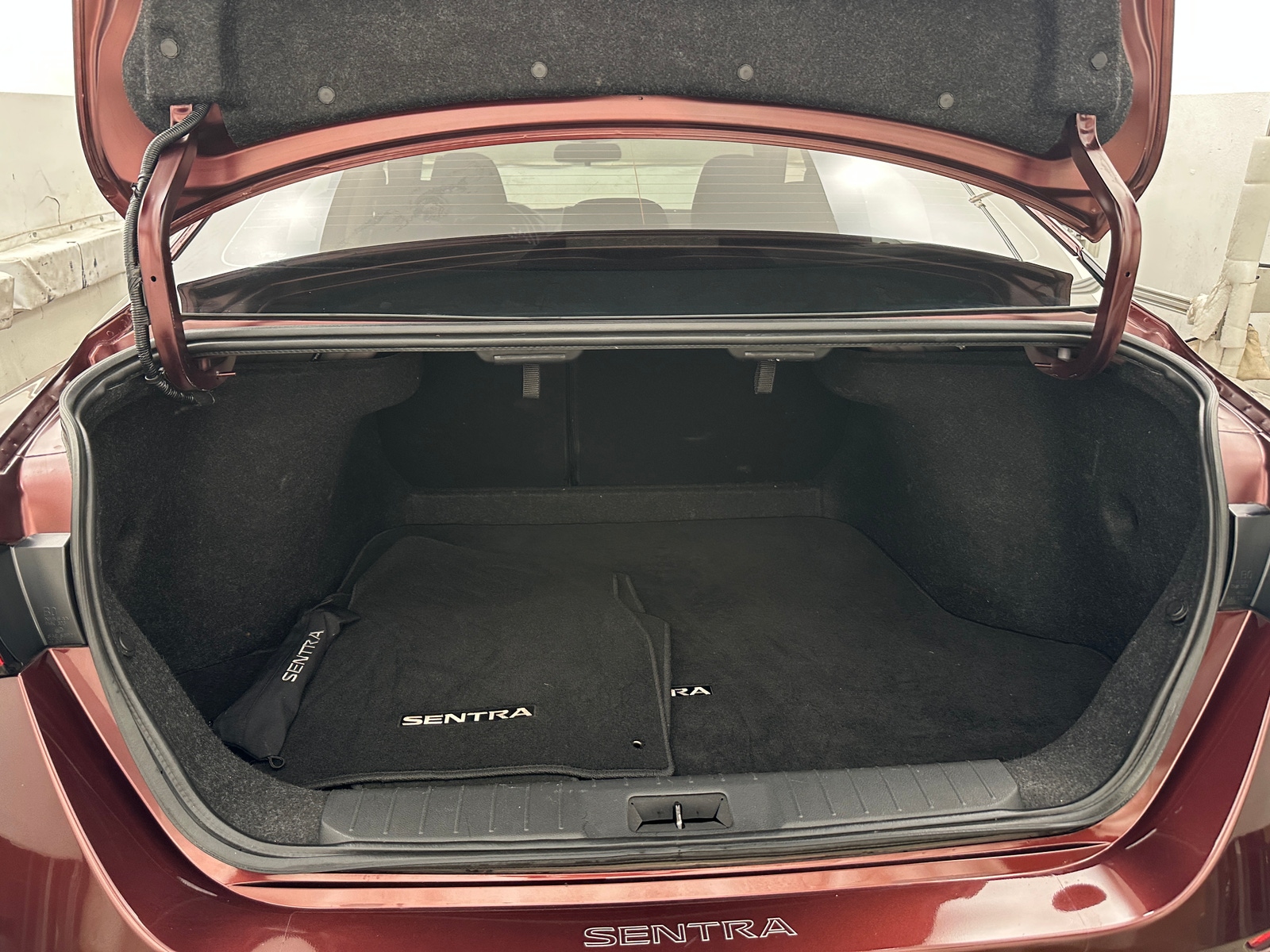 Thumbnail: 2022 Nissan Sentra - 7