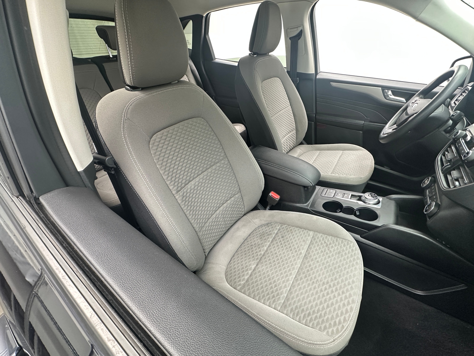Thumbnail: 2021 Ford Escape - 2
