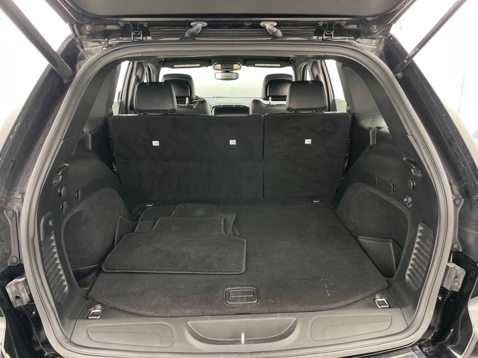 Thumbnail: 2019 Jeep Grand Cherokee - 6