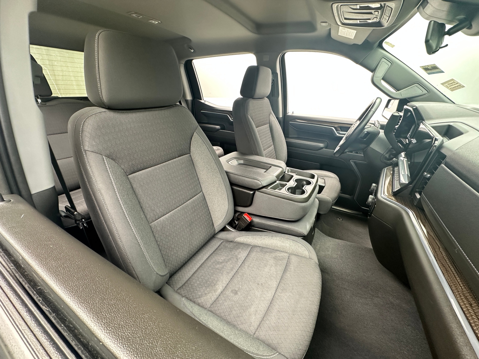 Thumbnail: 2022 Chevrolet Silverado 1500 - 2