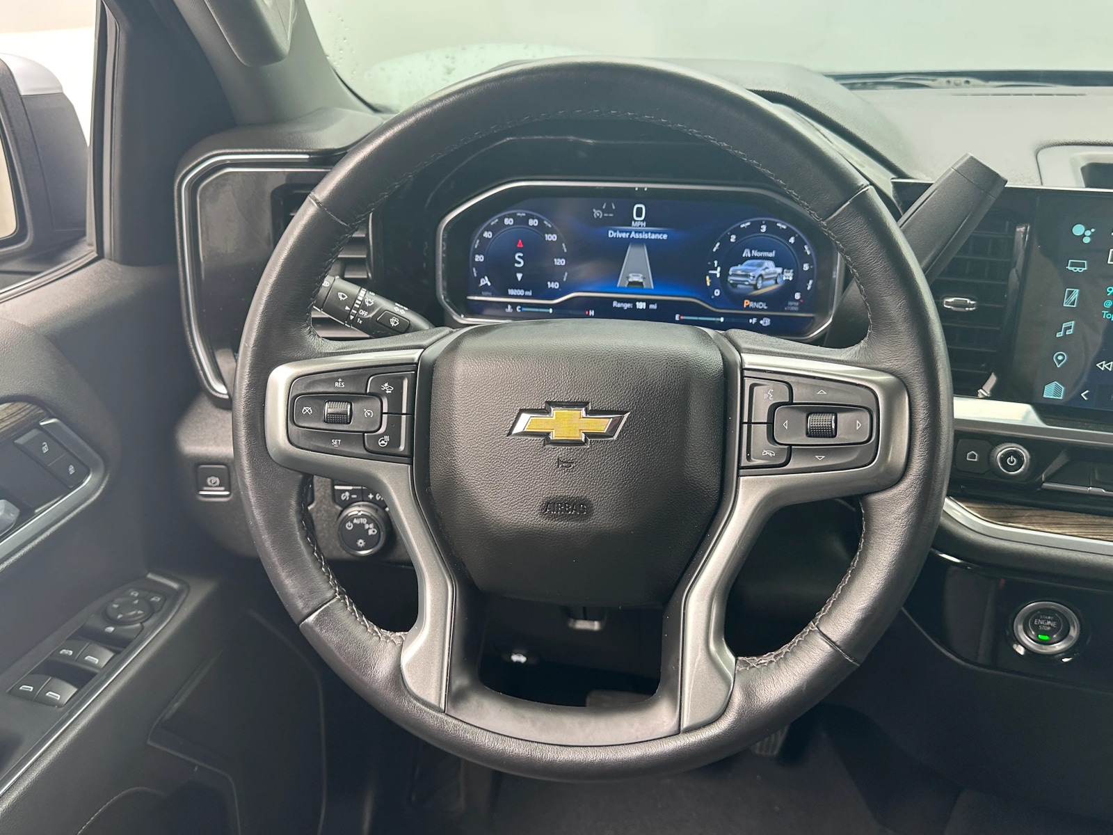 Thumbnail: 2022 Chevrolet Silverado 1500 - 5