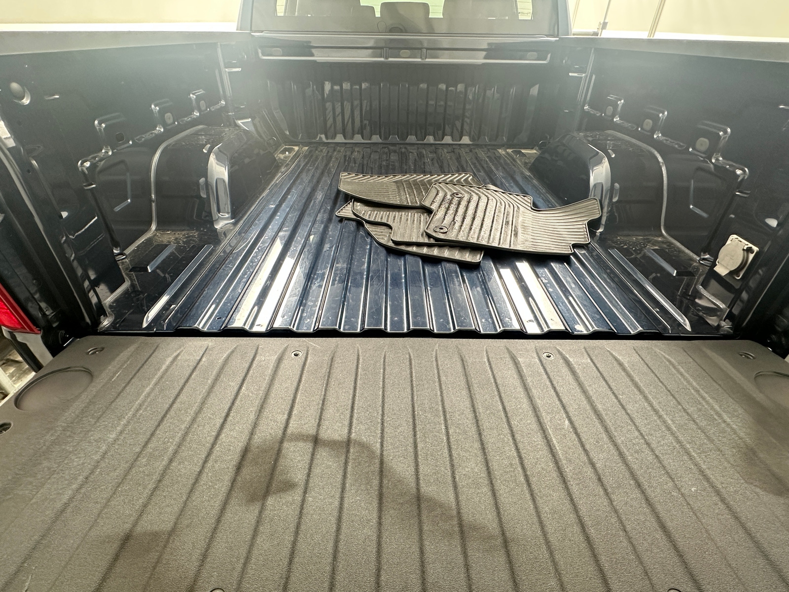 Thumbnail: 2022 Chevrolet Silverado 1500 - 7