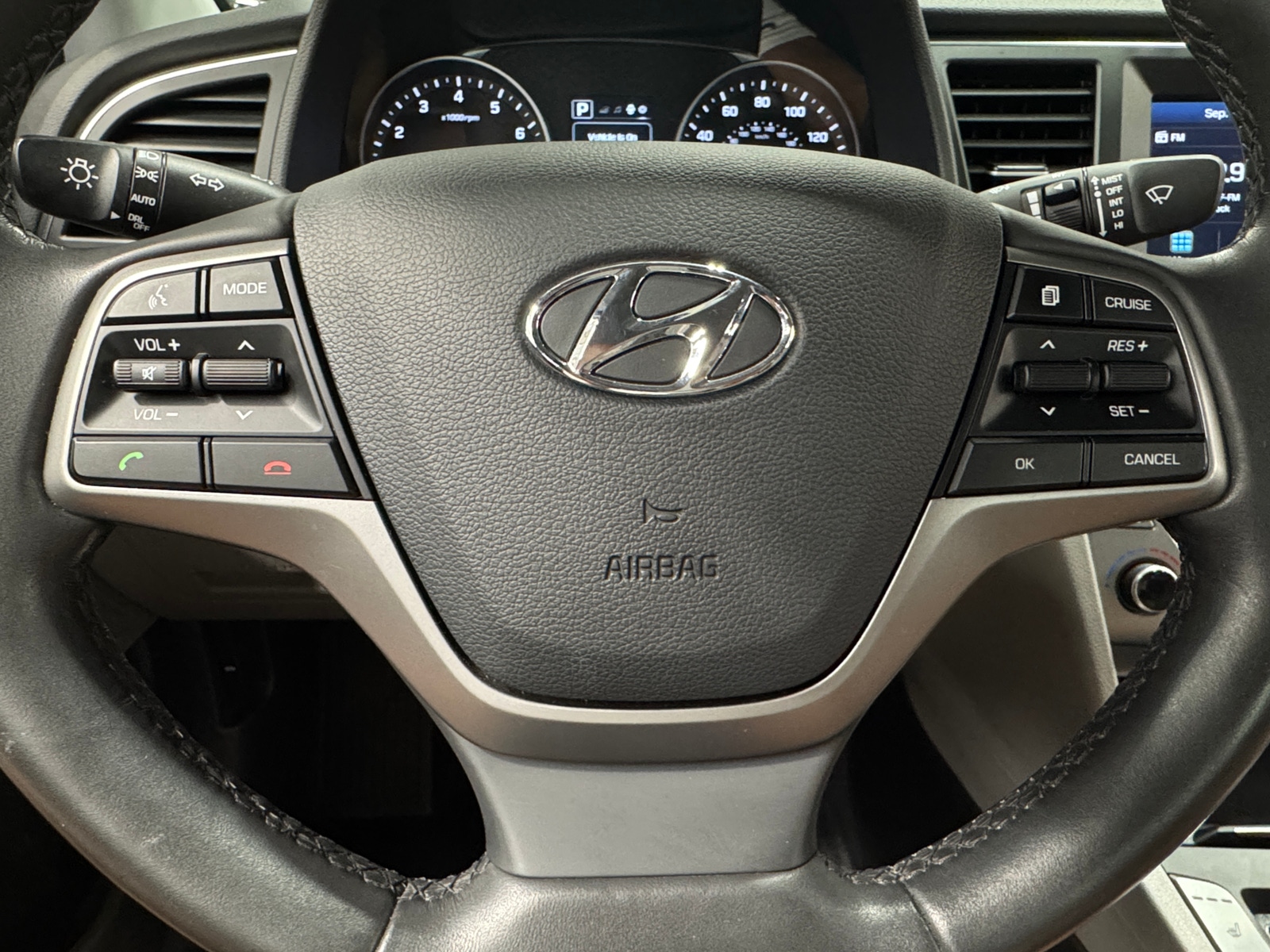 Thumbnail: 2018 Hyundai Elantra - 5