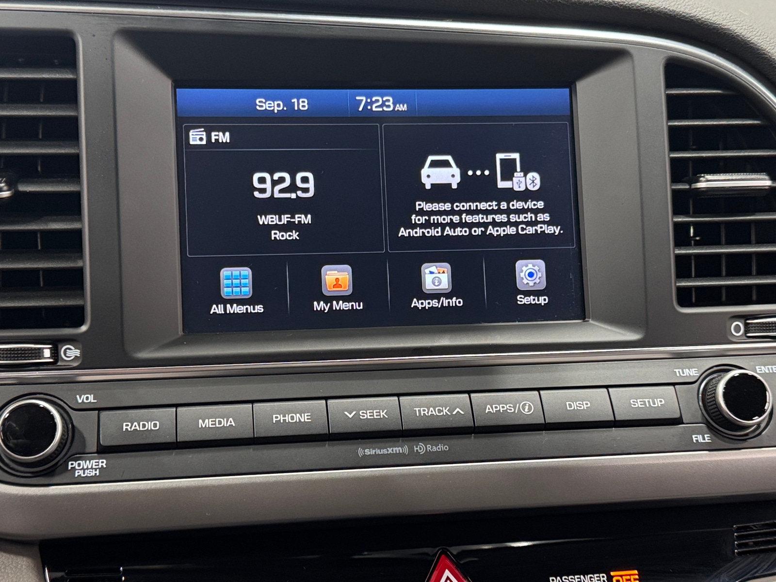 Thumbnail: 2018 Hyundai Elantra - 4