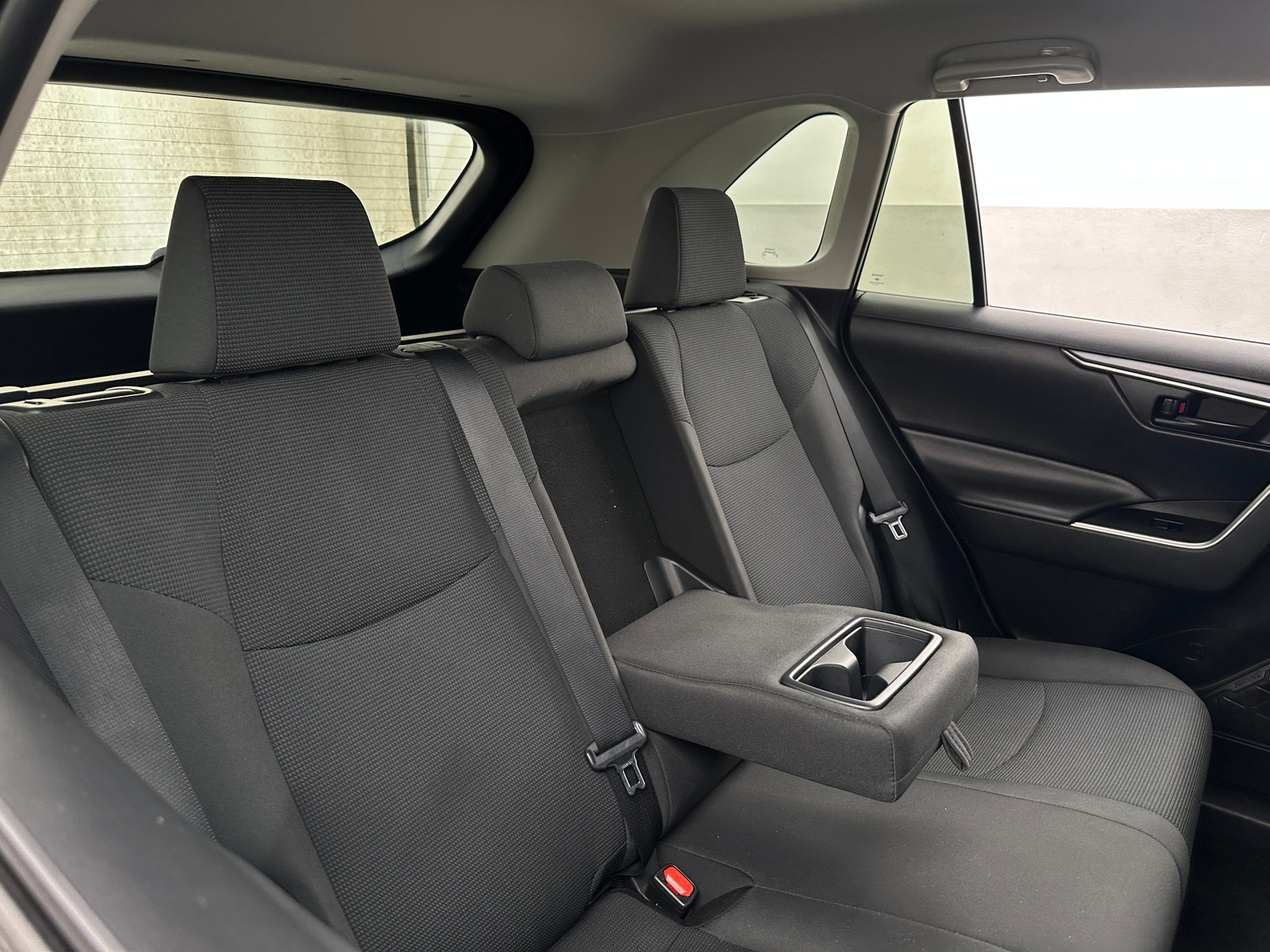 Thumbnail: 2020 Toyota RAV4 - 6